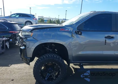 2021 Chevrolet Silverado 1500 4Wd Standard Bed Lt Trail Boss z USA, uszkodzony, nr VIN 1GCPYFED9MZ388174